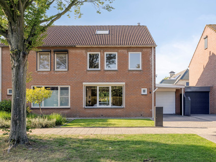 Ruysdaelstraat 9