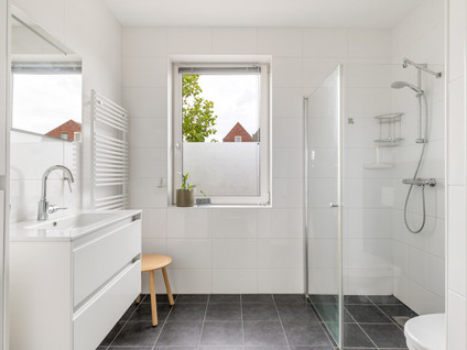 Charles Barklastraat 25