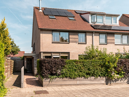 Oderstraat 1