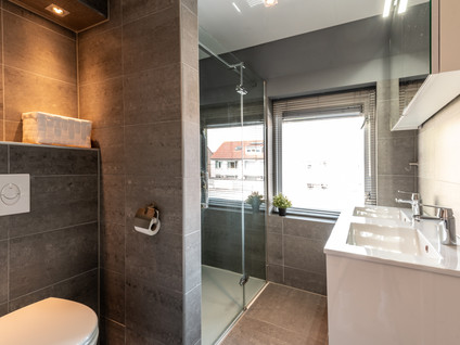 Oderstraat 1
