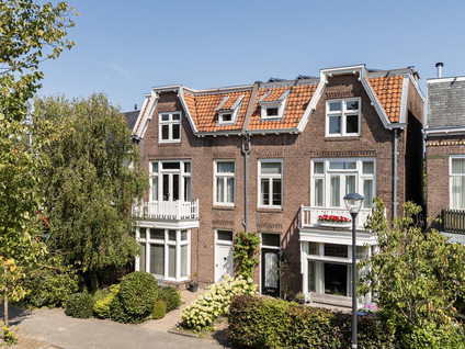 Alma Tademastraat 6