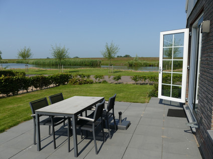 Zeedijk 2 555