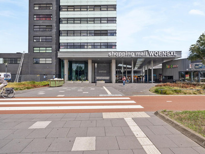 Winkelcentrum Woensel 195