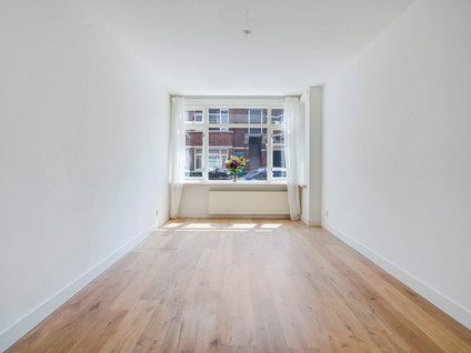 Barneveldstraat 27