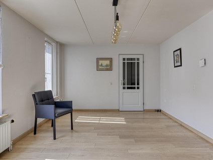 Barneveldstraat 27