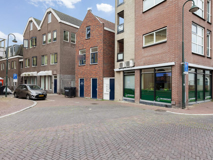 Kazernestraat 25
