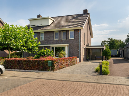 Broeksehof 13