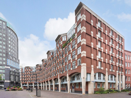 Muzenplein 48