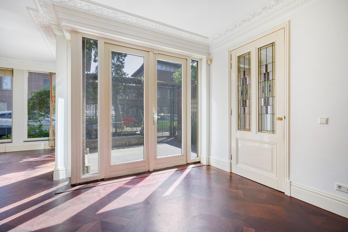 Tussenwoning te koop: Hasebroekstraat 73, 'S-Gravenhage
