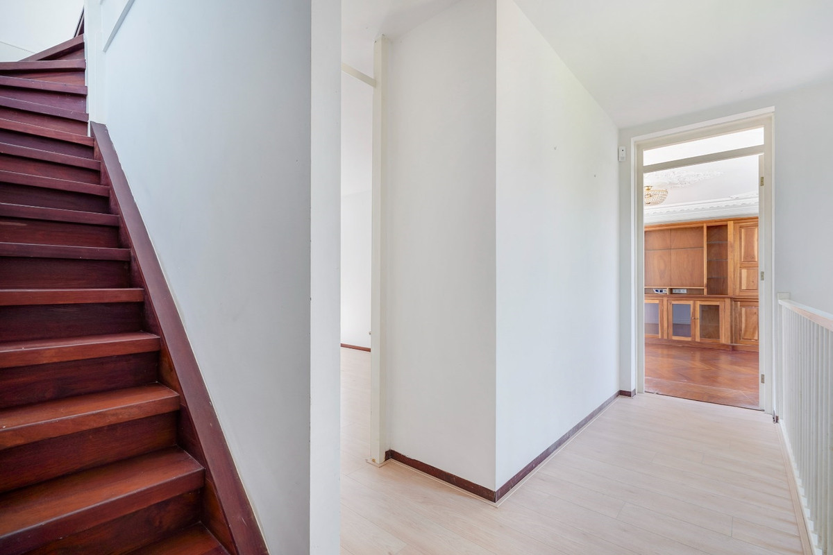 Tussenwoning te koop: Hasebroekstraat 73, 'S-Gravenhage