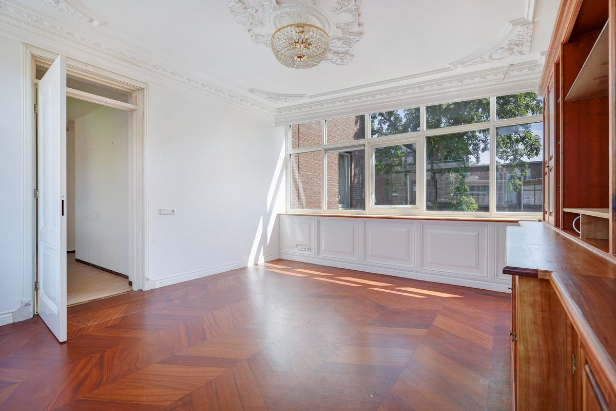 Tussenwoning te koop: Hasebroekstraat 73, 'S-Gravenhage