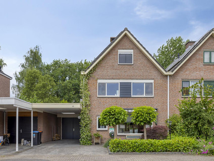Menuetstraat 19