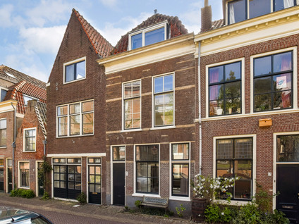 1e Binnenvestgracht 16