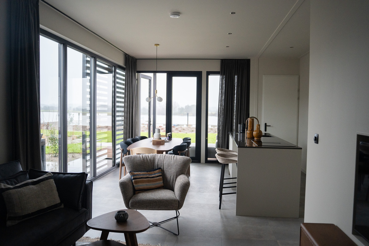 Vrijstaande woning te huur: Rijnbandijk 10B, Eck En Wiel
