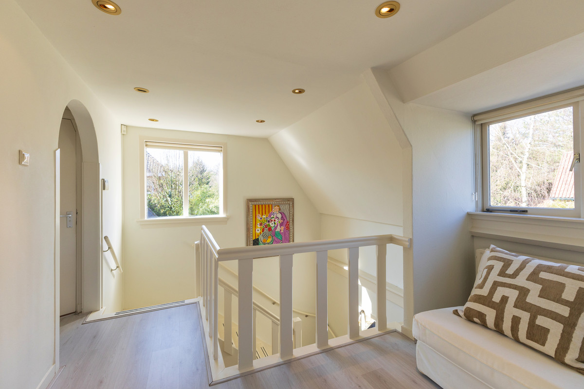 Vrijstaande woning te koop: Ruïnelaan 32, Bergen (Nh)