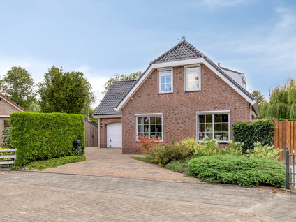 Prins Bernhardlaan 129