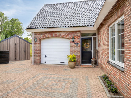 Prins Bernhardlaan 129