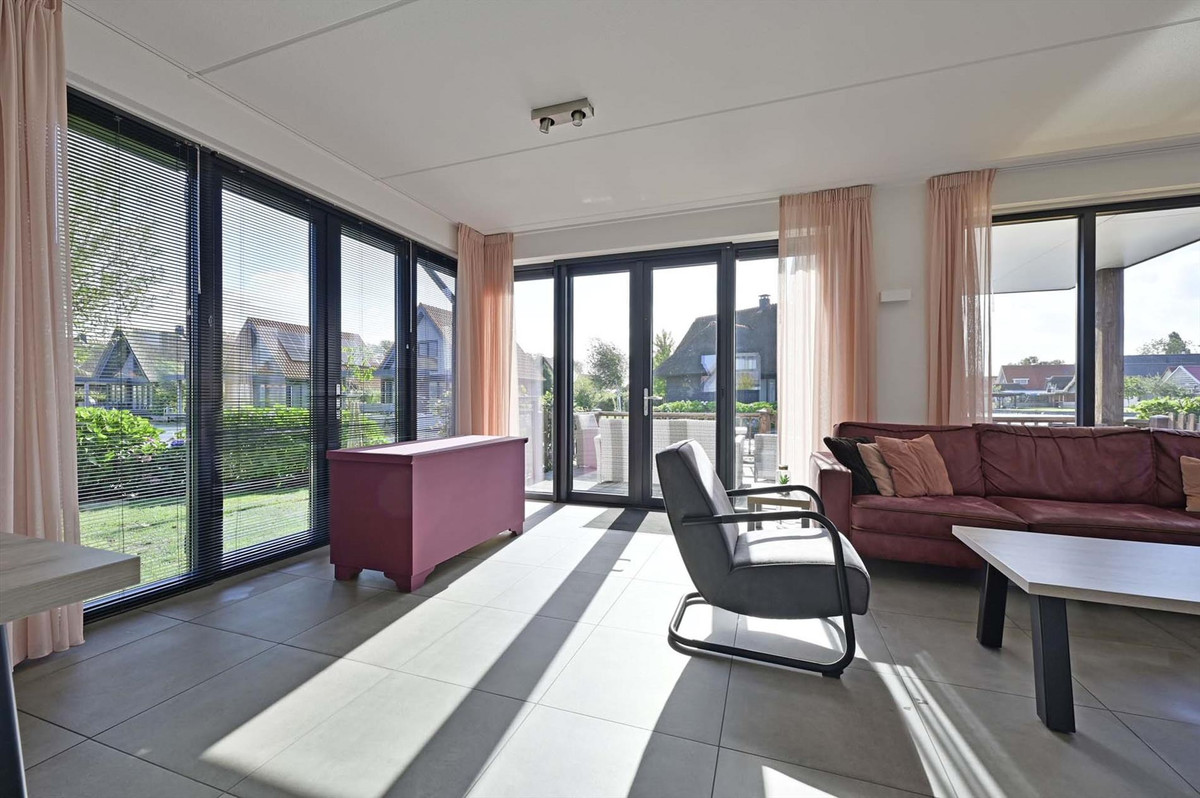 Vrijstaande woning te koop: Waterstaete 37, Ossenzijl