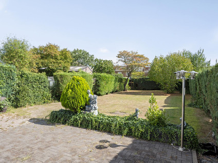 Dorpstraat 57