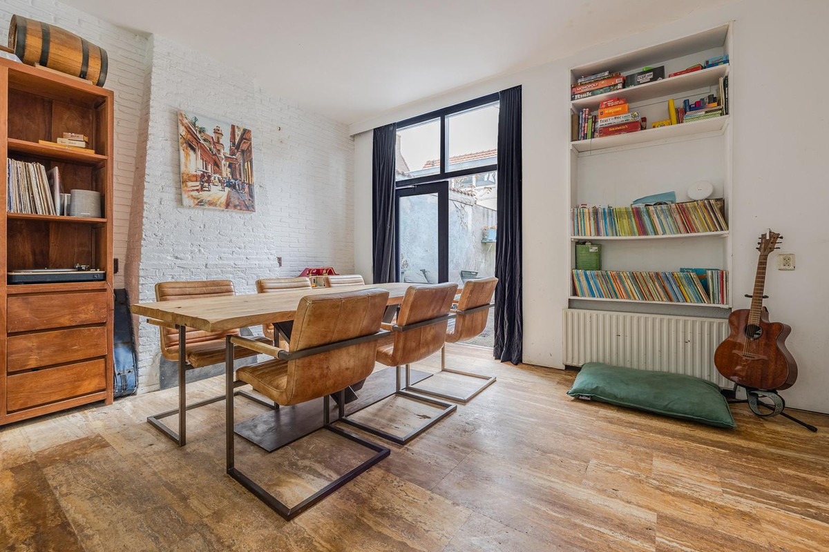Tussenwoning te koop: Grenulaan 40, Terneuzen