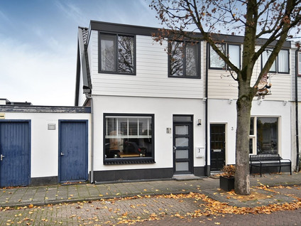 Kruislaan 1