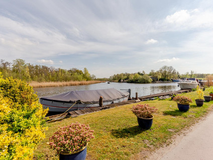 Schipholdijk 261