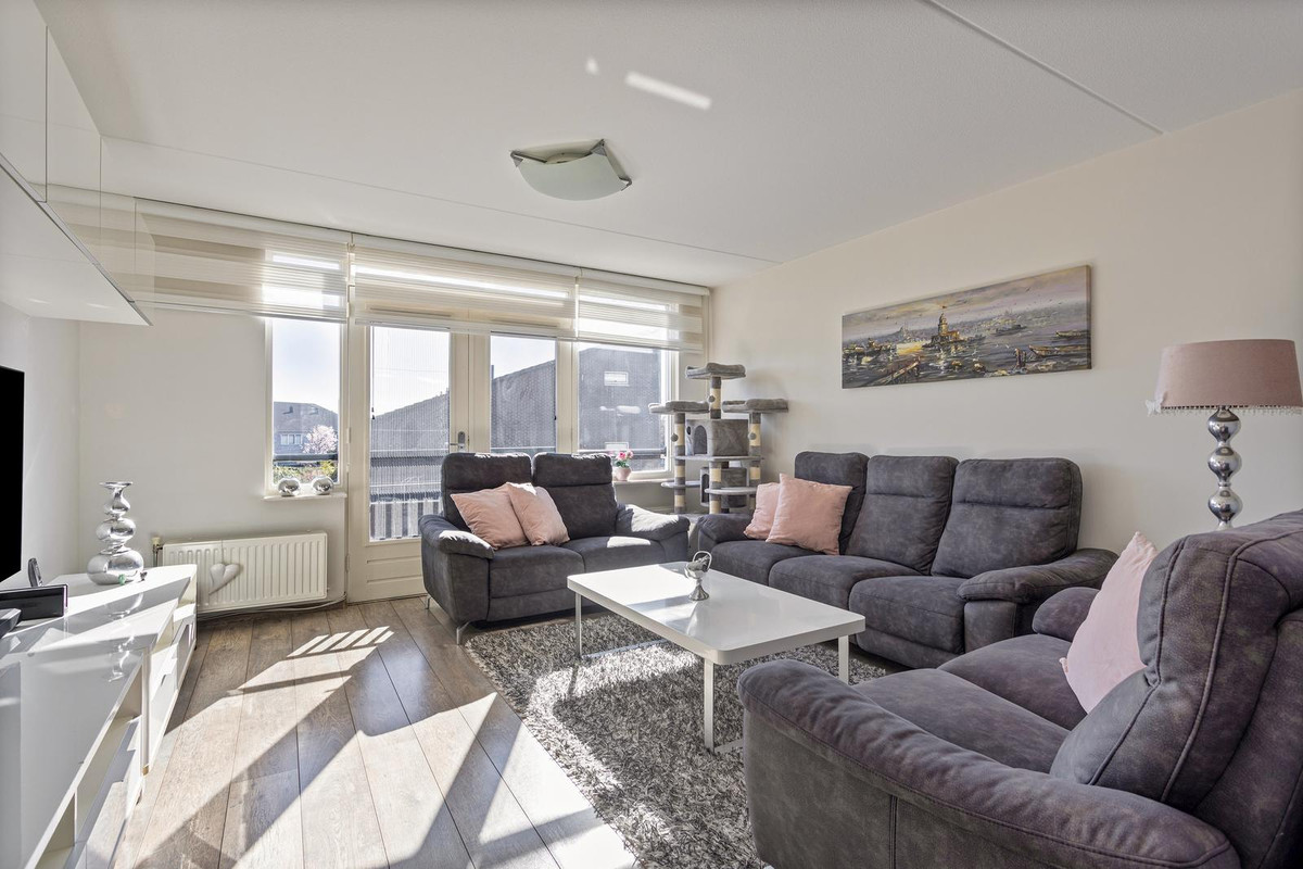 Tussenwoning te koop: Eurokade 33, Amsterdam