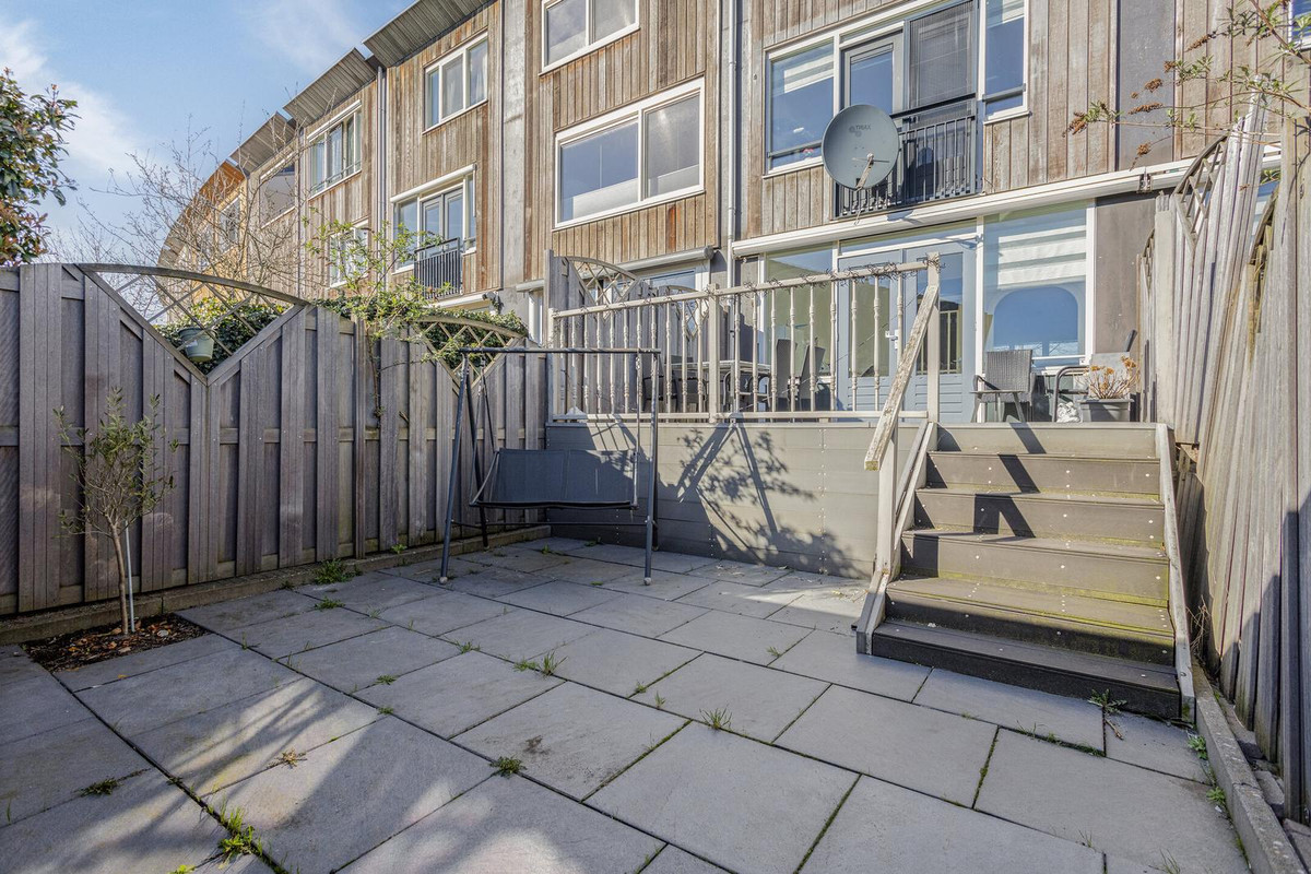Tussenwoning te koop: Eurokade 33, Amsterdam