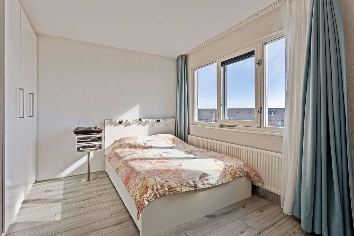 Tussenwoning te koop: Eurokade 33, Amsterdam