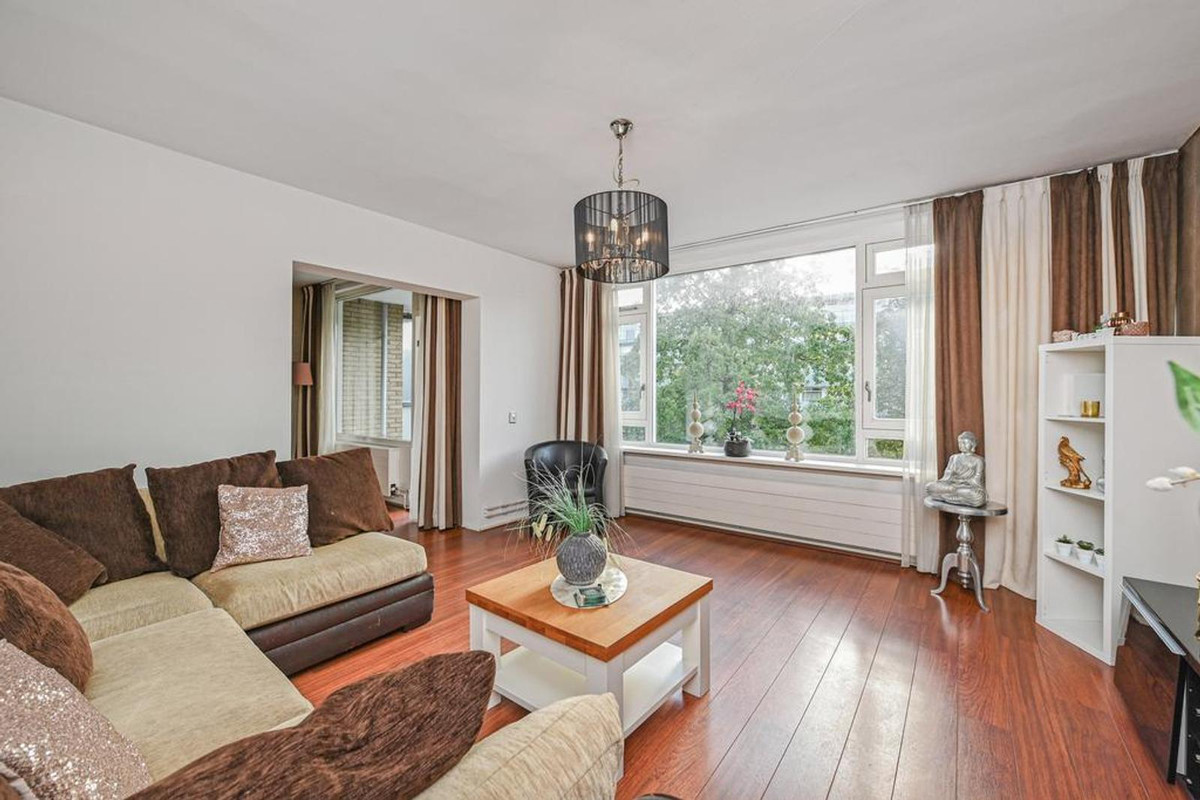Appartement te koop: Gravin Juliana van Stolberglaan 162, Leidschendam