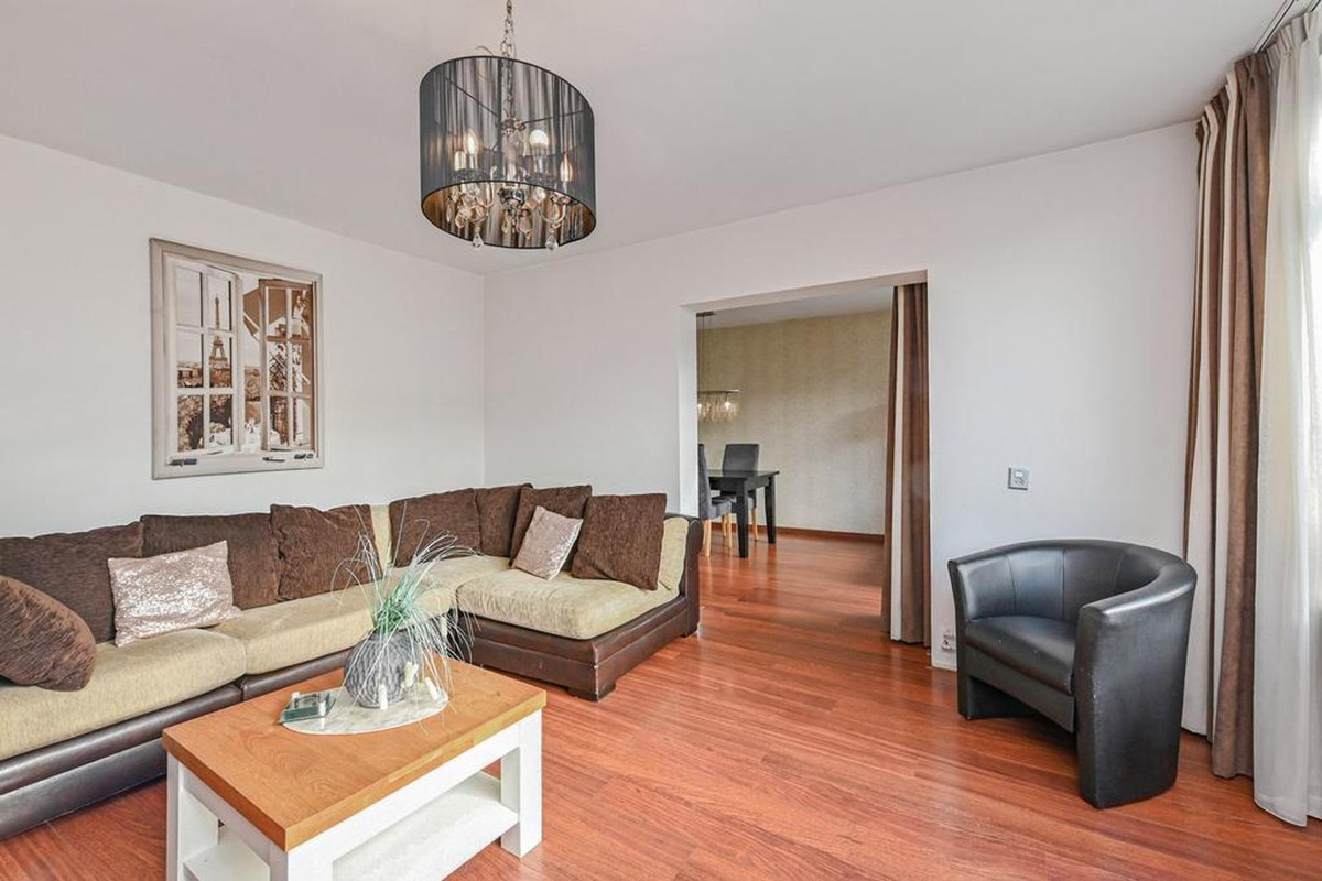 Appartement te koop: Gravin Juliana van Stolberglaan 162, Leidschendam