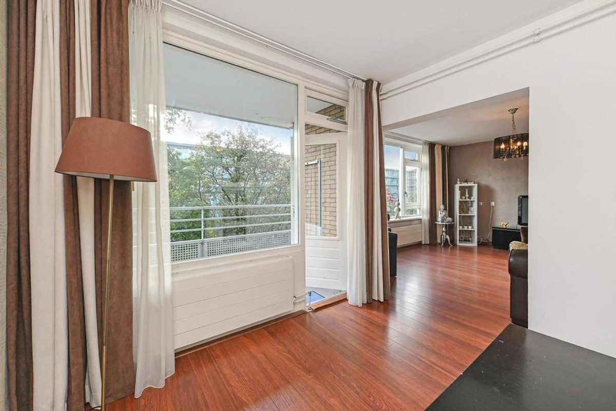 Appartement te koop: Gravin Juliana van Stolberglaan 162, Leidschendam