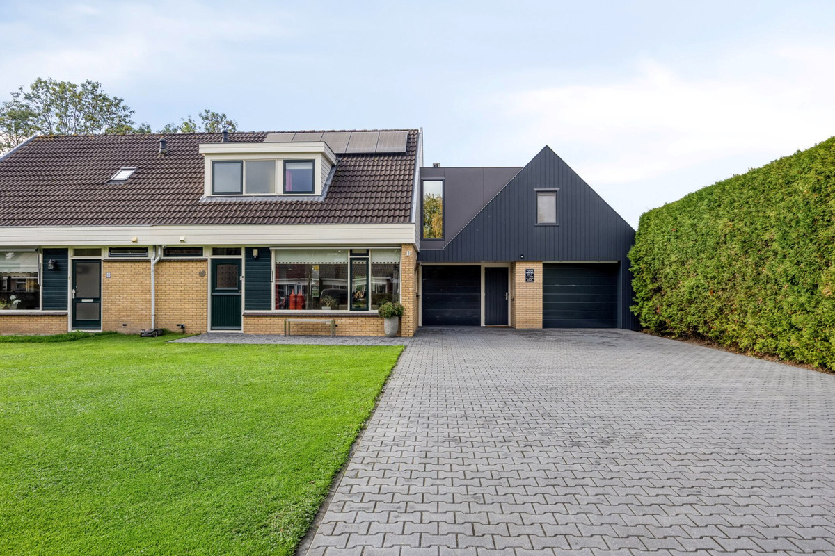 Vrijstaande woning te koop: De Greiden 11, Idskenhuizen