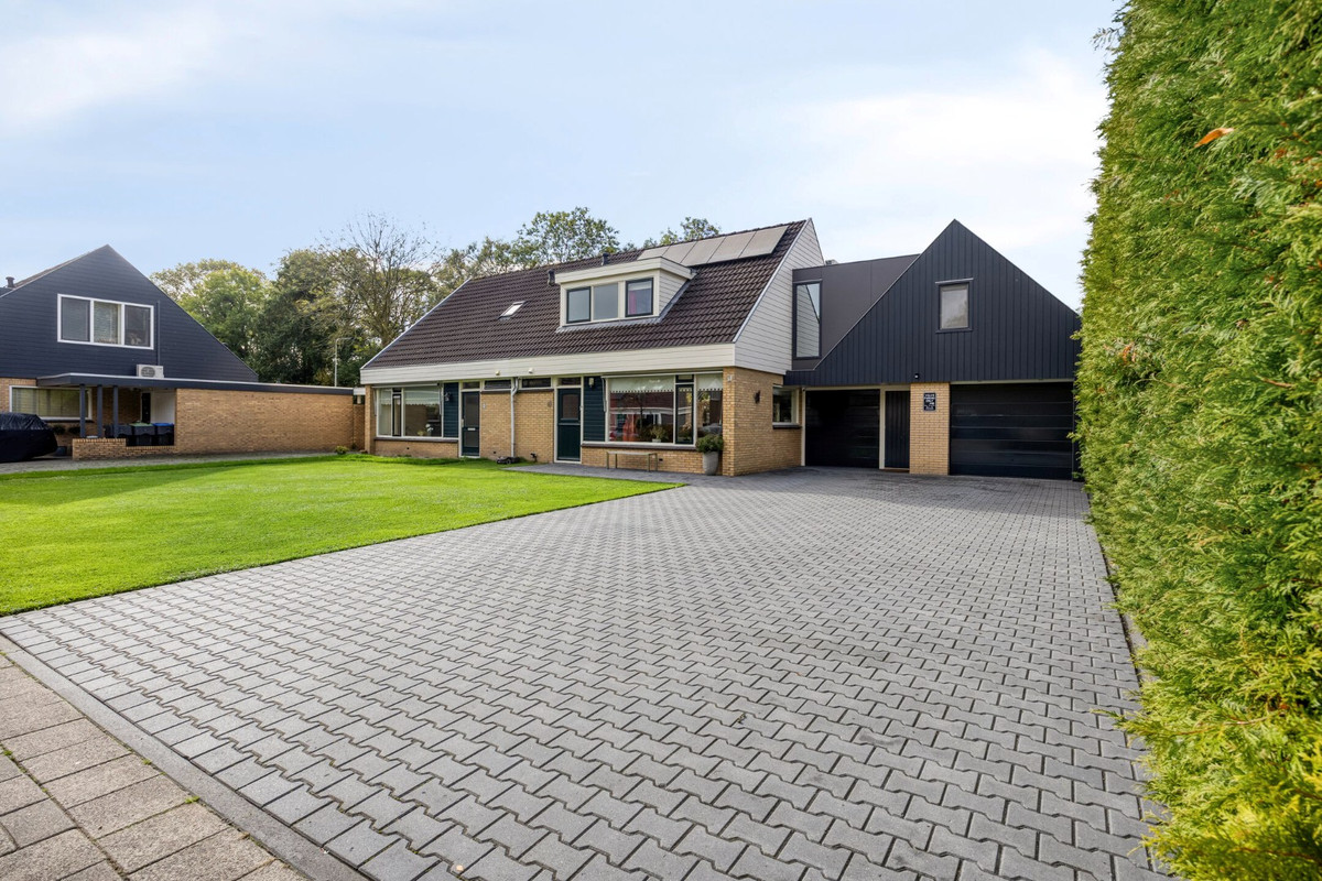 Vrijstaande woning te koop: De Greiden 11, Idskenhuizen