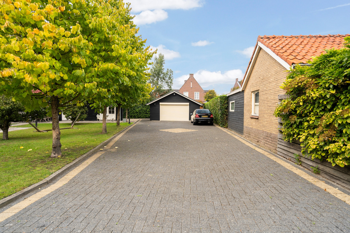 Vrijstaande woning te koop: Dorpsstraat 6, Rhenoy