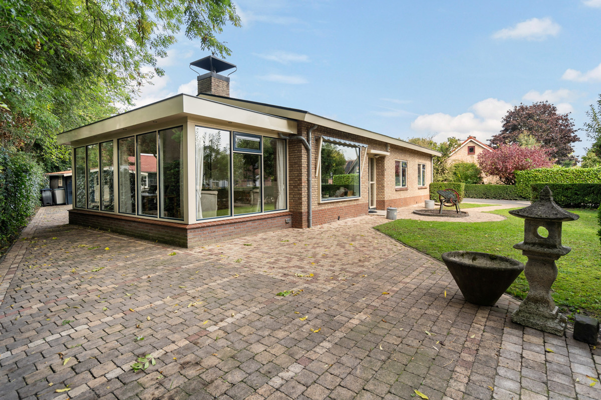 Vrijstaande woning te koop: Dorpsstraat 6, Rhenoy