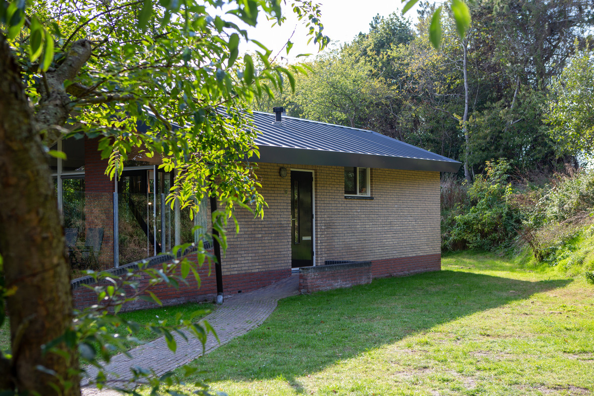 Vrijstaande woning te koop: 't Land 3-17, West-Terschelling