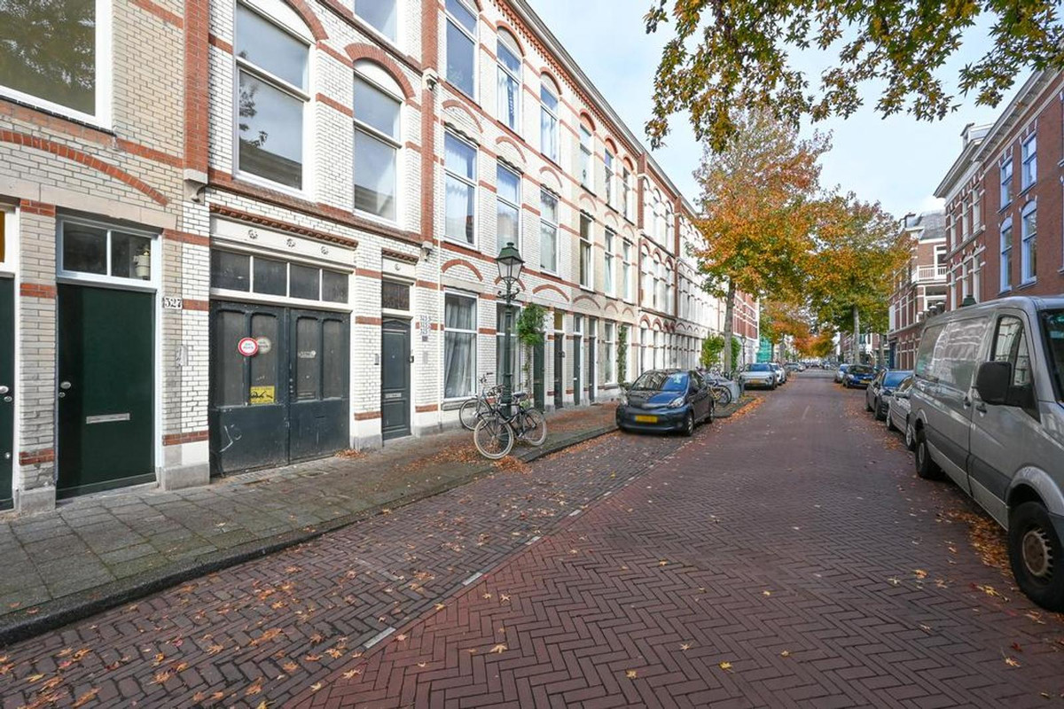 Appartement te koop: Newtonstraat 327, 'S-Gravenhage