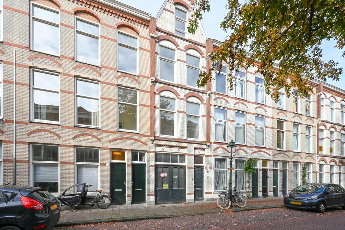 Appartement te koop: Newtonstraat 327, 'S-Gravenhage