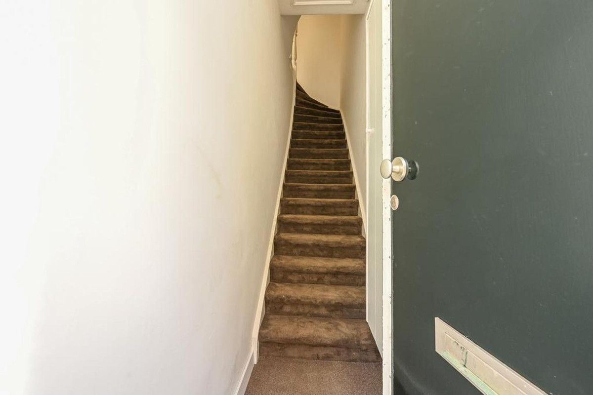 Appartement te koop: Newtonstraat 327, 'S-Gravenhage