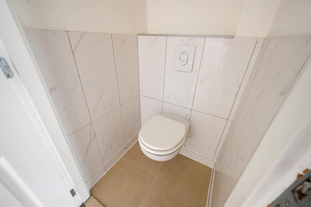 Appartement te koop: Newtonstraat 327, 'S-Gravenhage