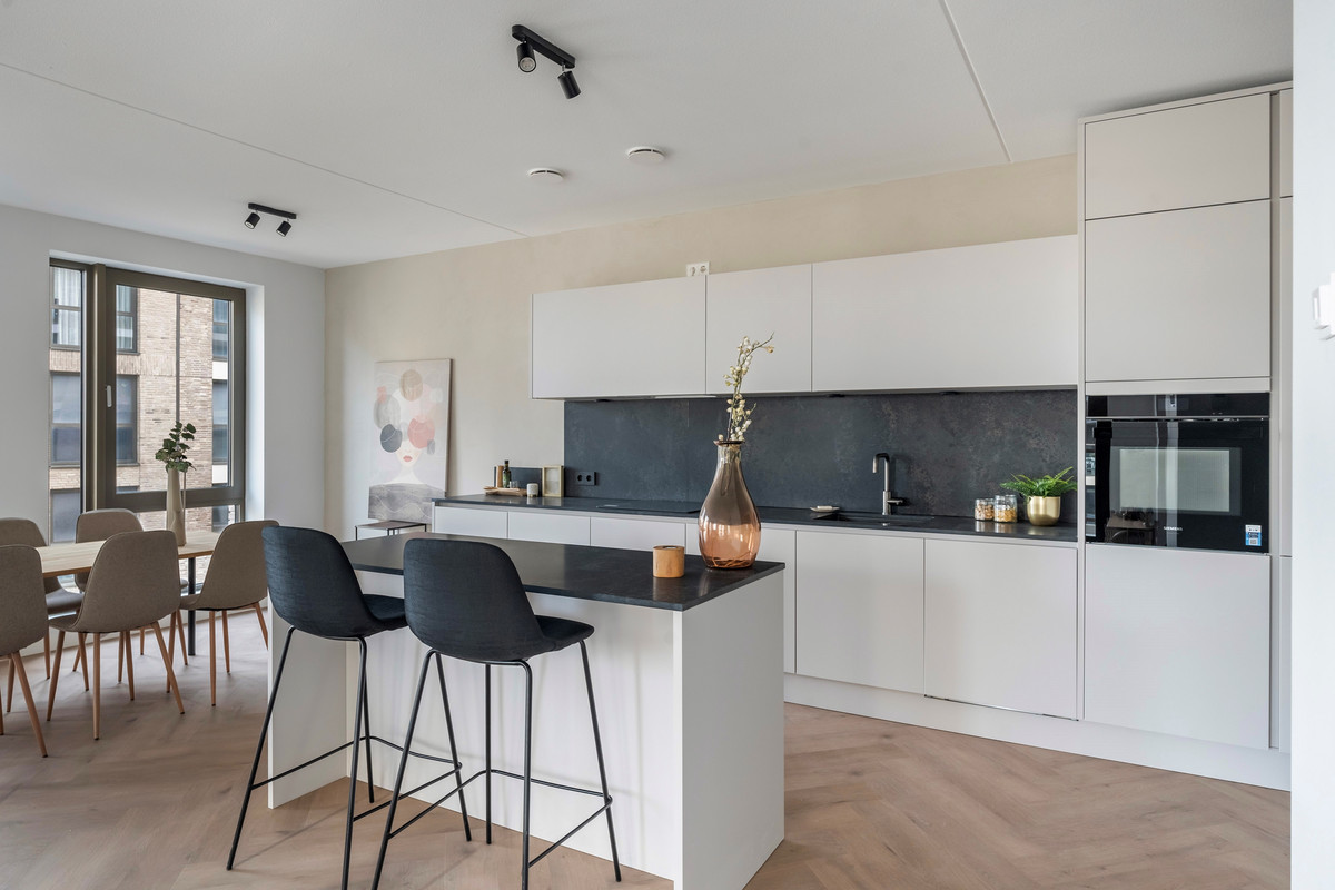 Appartement te koop: Deltapromenade 337, 'S-Gravenhage