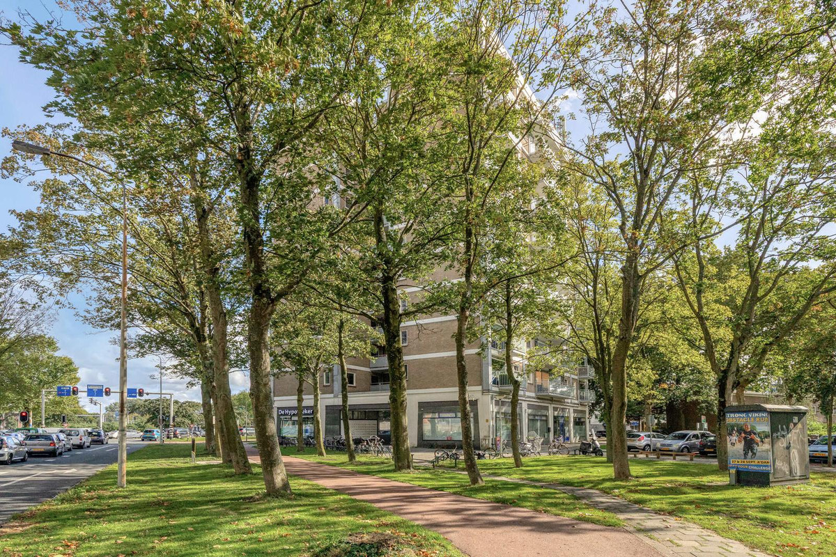 Appartement te koop: Prins Bernhardplein 22, Zaandam