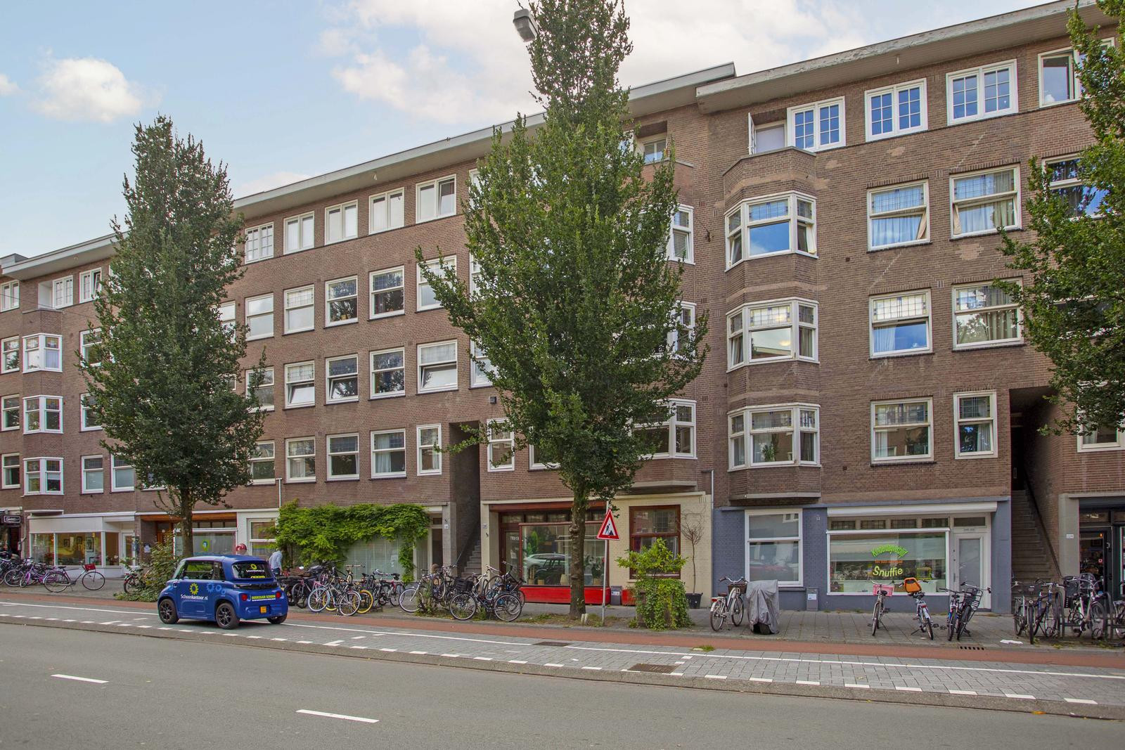 Eengezinswoning aan Rijnstraat 234, 1079HV Amsterdam