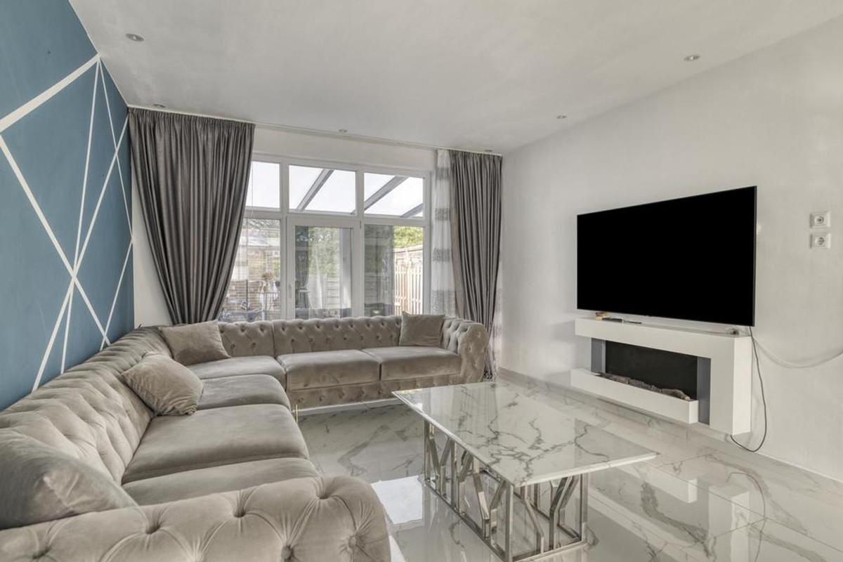 Tussenwoning te koop: Jonkheer van Cittersplein 18, Purmerend