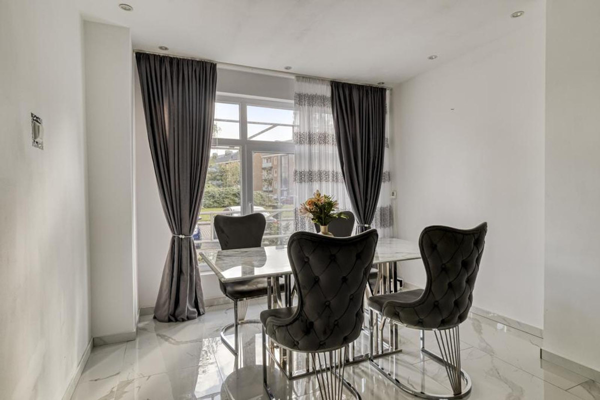 Tussenwoning te koop: Jonkheer van Cittersplein 18, Purmerend