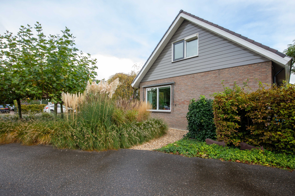 Vrijstaande woning te koop: Oosteinderweg 116, Aalsmeer
