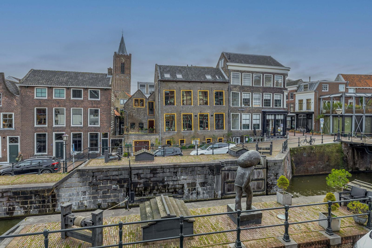 Appartement te koop: Nieuwe Sluisstraat 2A, Schiedam