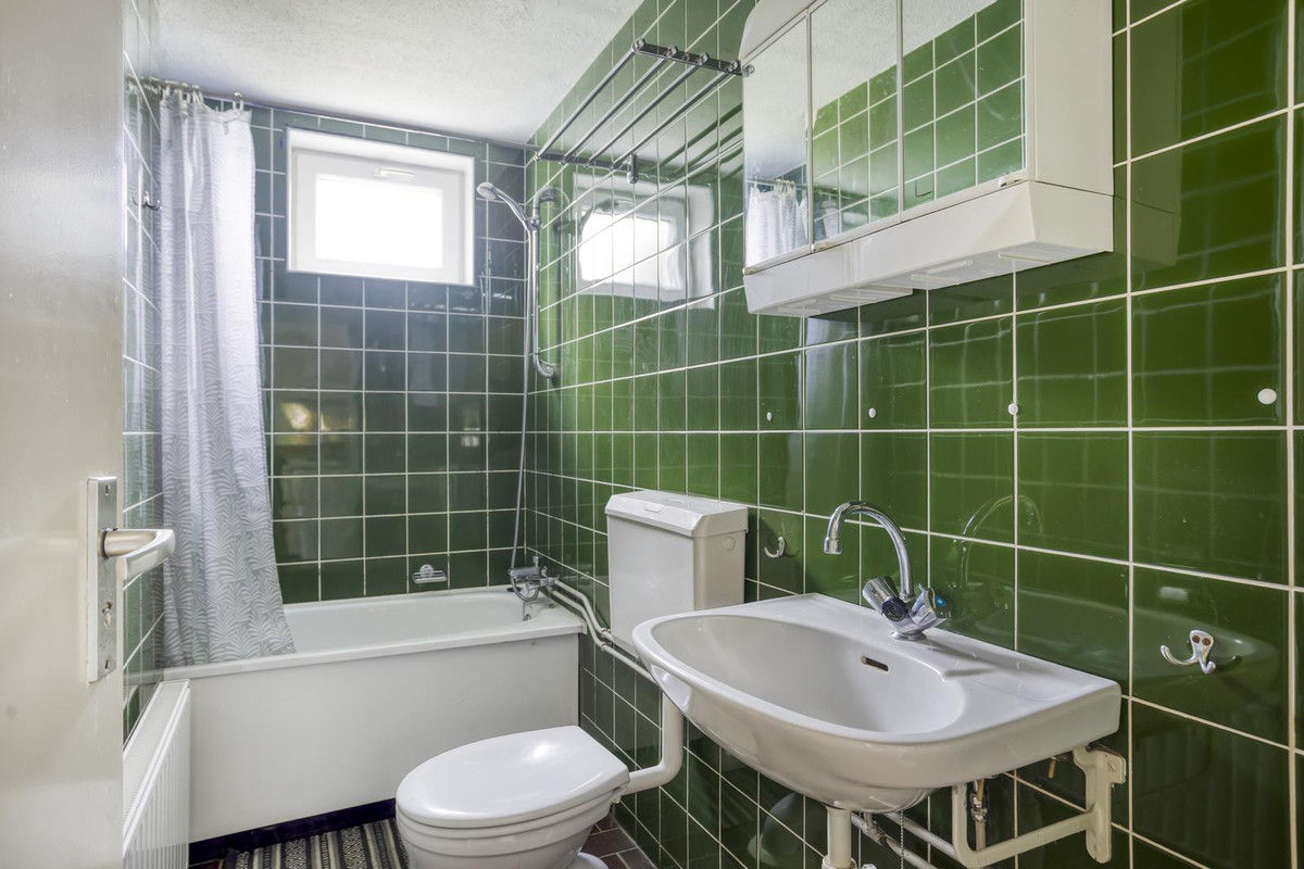 Hoekwoning te koop: Hoogerwerfsweg "De Tong" 99, Bruinisse