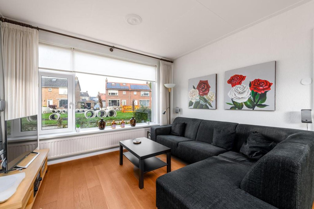 Twee-onder-één-kap te koop: Bernhardlaan 79, Wolvega